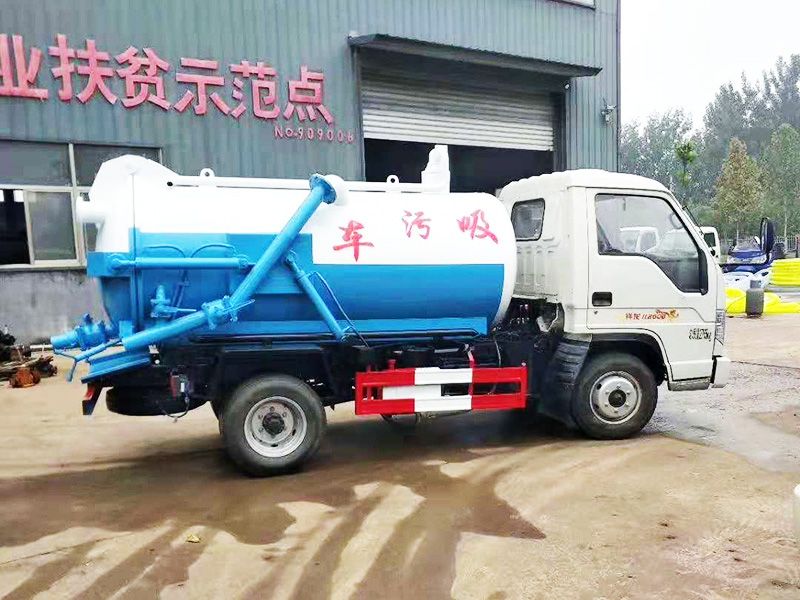 福田3方吸污車(chē)