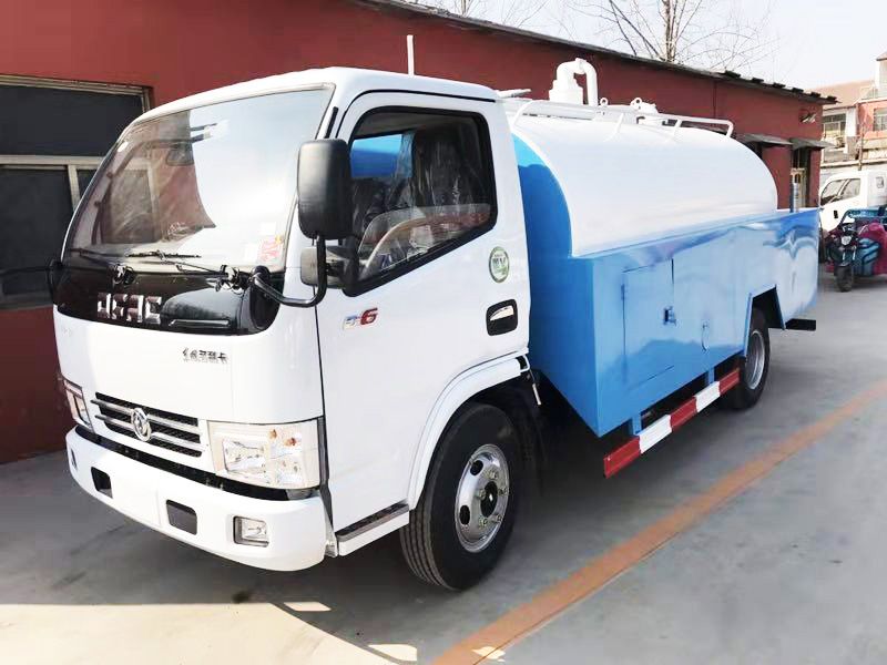 東風(fēng) 5方清洗吸糞車(chē)